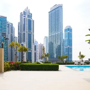 luxury-burj-crown-downtown-balcony-view.dubaihotelsoffers.com/